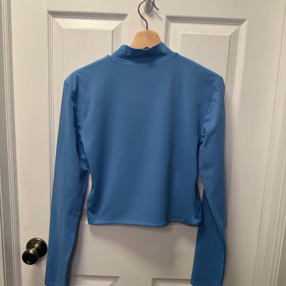 Aritzia Babaton Contour Mock Neck Long Sleeve, Large, Blue, Cropped Turtleneck - Picture 4 of 9